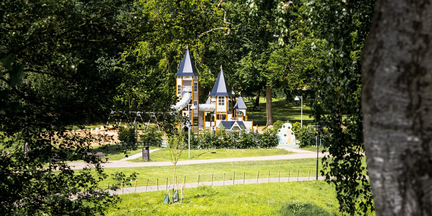 Vy över lekplatsen Kurorten i Boulognerskogen.